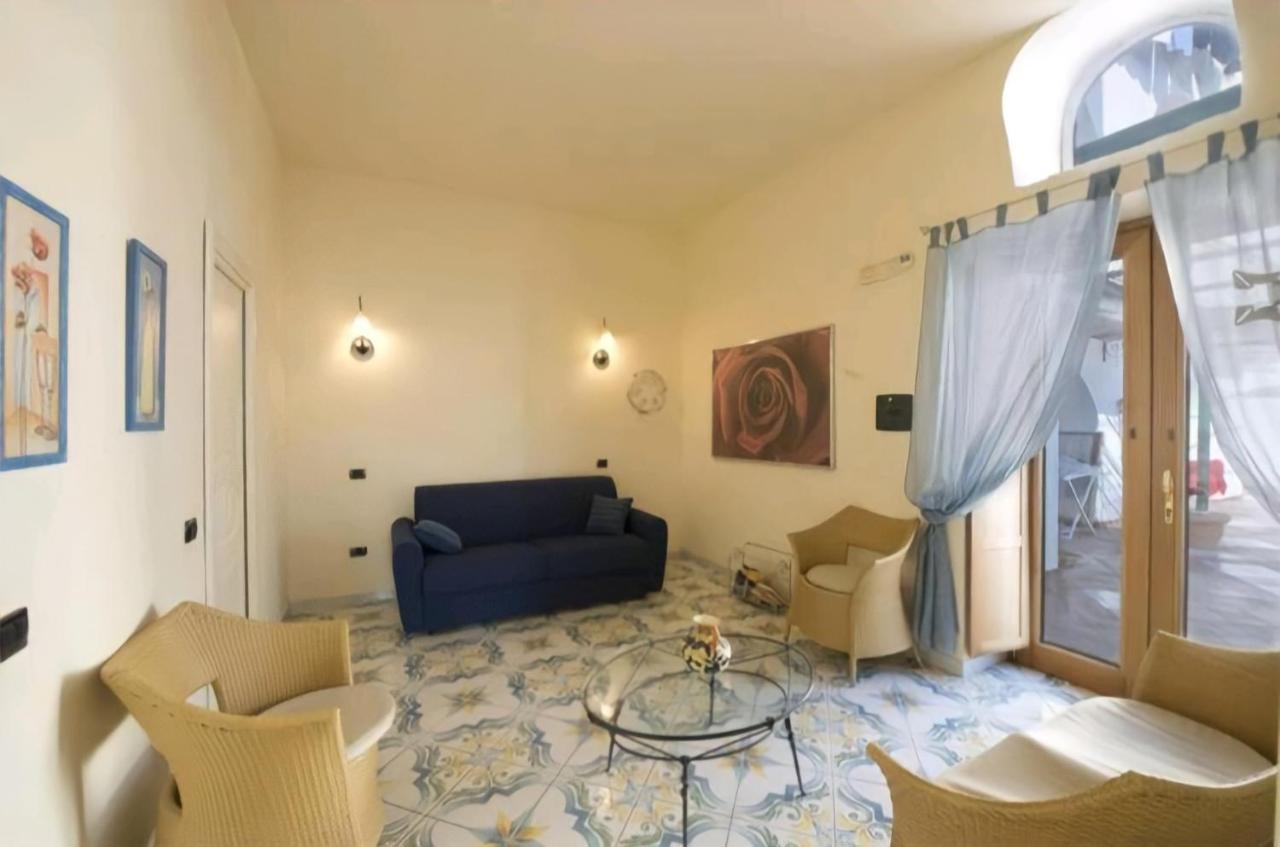 Terrazza Di Rosa - Sea View Villa Băile Herculane Dış mekan fotoğraf
